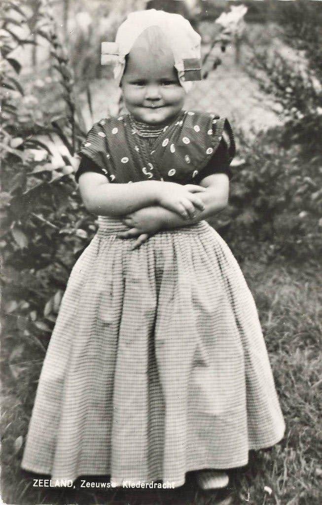 Meisje in Zeeuwse klederdracht, Ophalen of Verzenden, 1960 tot 1980, Gelopen, Zeeland