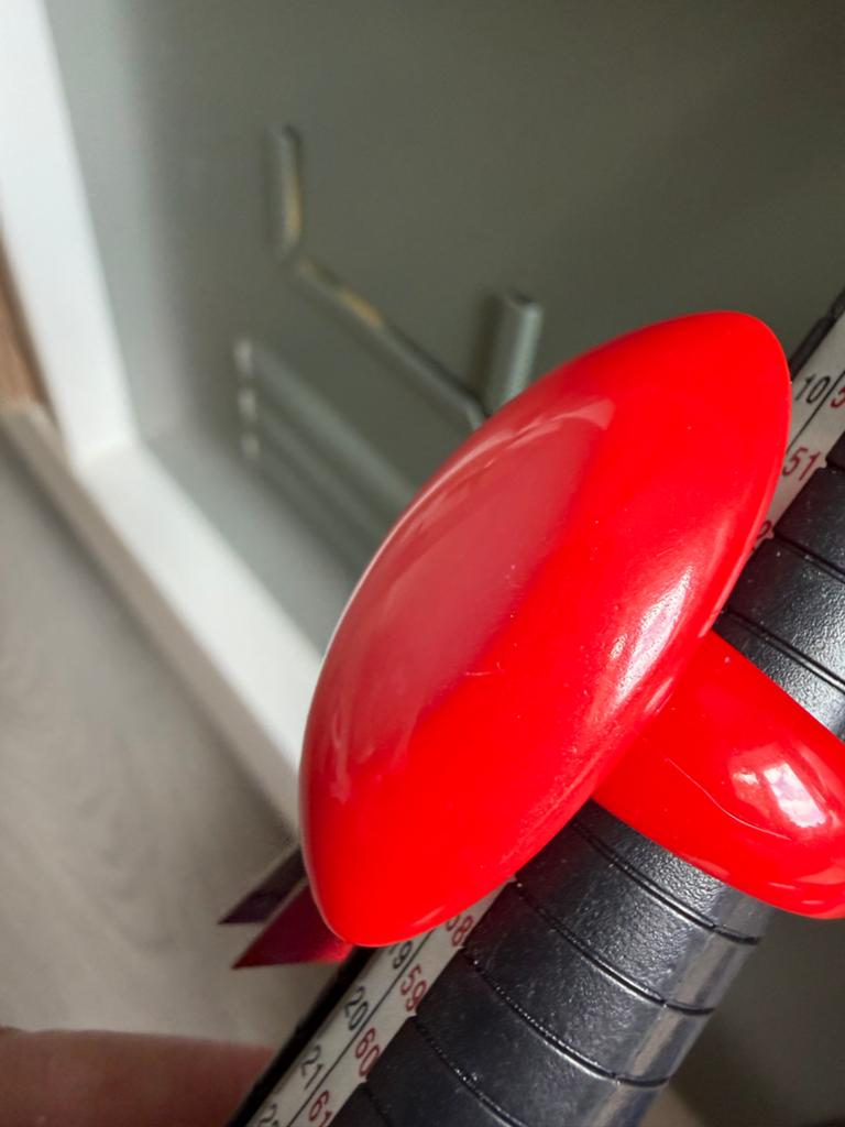 Zsiska ring maat M, rood, Kunststof, Ophalen of Verzenden, Zo goed als nieuw, 17 tot 18