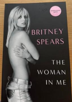 The Woman in Me Britney Spears, Ophalen of Verzenden, Zo goed als nieuw