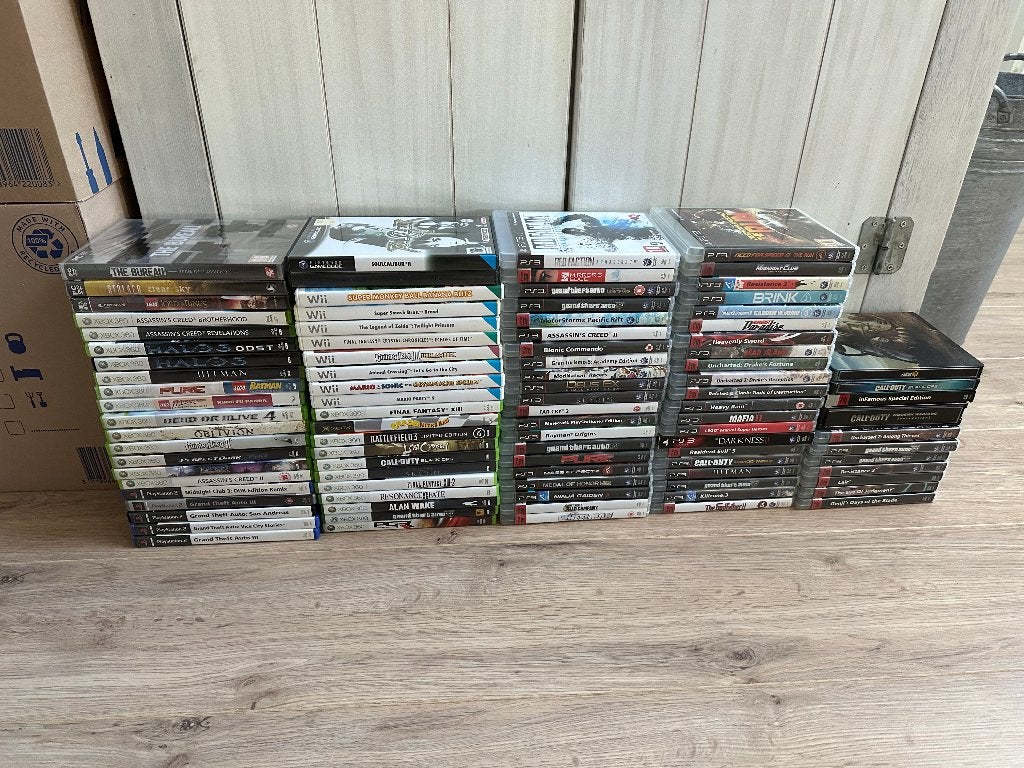 Retro Videogame Collectie (PlayStation Xbox Wii Gamecube), Avontuur en Actie, Ophalen of Verzenden, Zo goed als nieuw, Gekoppelde computers