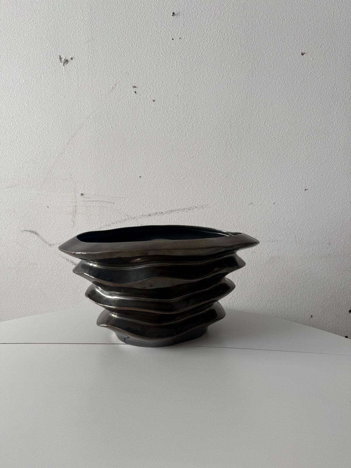 vintage sculpturale vaas – zwart keramiek, Ophalen of Verzenden