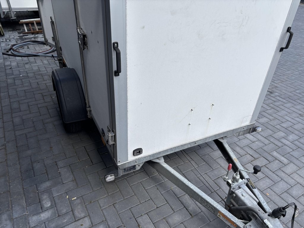 Saris gesloten aanhanger aanhangwagen bakwagen 2023, Gebruikt