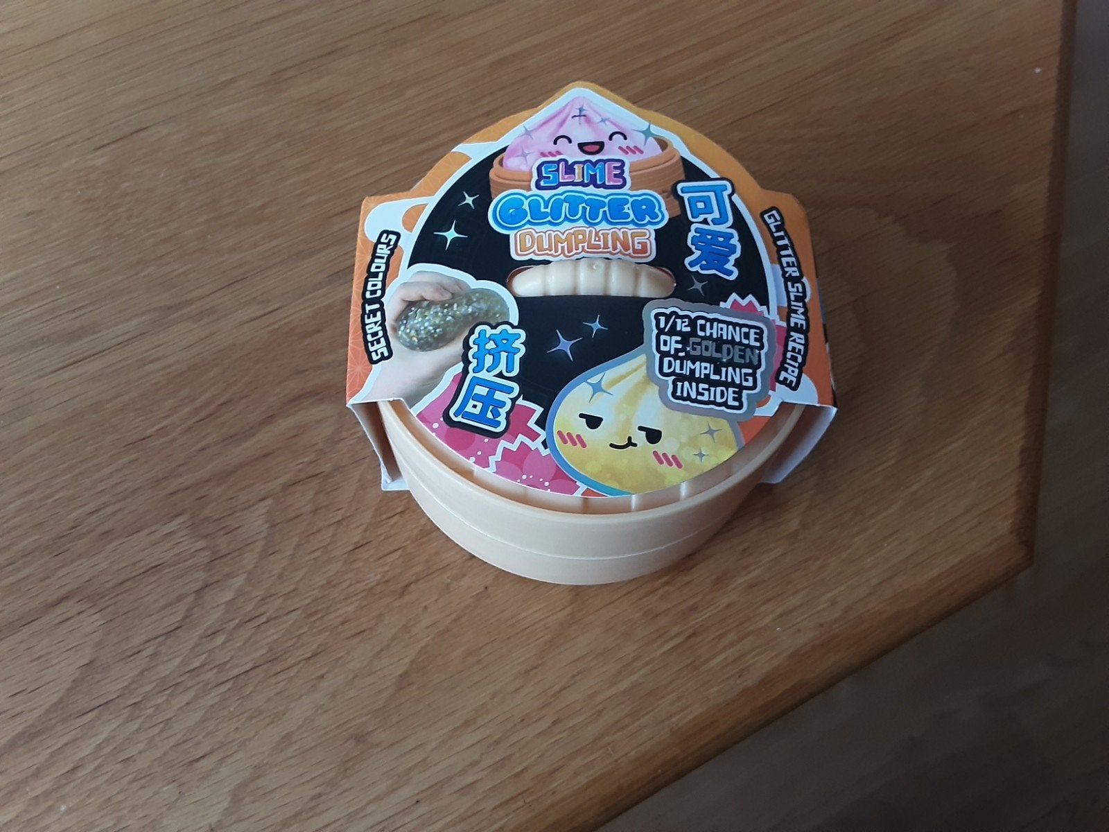squishy knijpbal in doosje, Ophalen, Nieuw