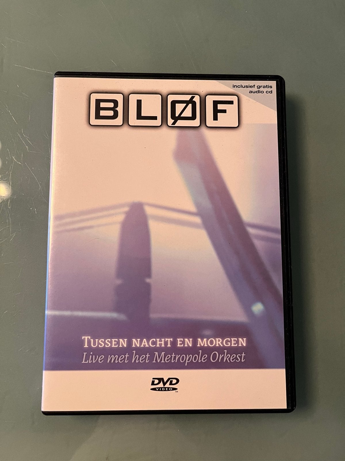 BLØF - Tussen Nacht en Morgen Live met Metropole Orkest DVD, Inclusief DVD, Alle leeftijden, Nederlands, Zo goed als nieuw