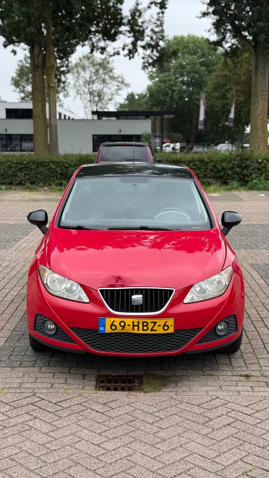 Seat Ibiza 1.6 77KW 5DRS 2008 Rood, Auto's, Voorwielaandrijving, 15 km/l, 40 €/maand, 4 cilinders