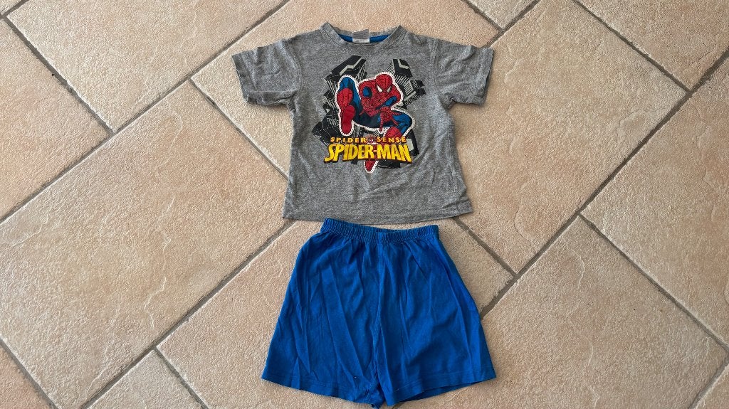 Spiderman pyjama maat 92/98, Kinderen en Baby's, Ophalen of Verzenden, Gebruikt, Jongen of Meisje, Nacht- of Onderkleding