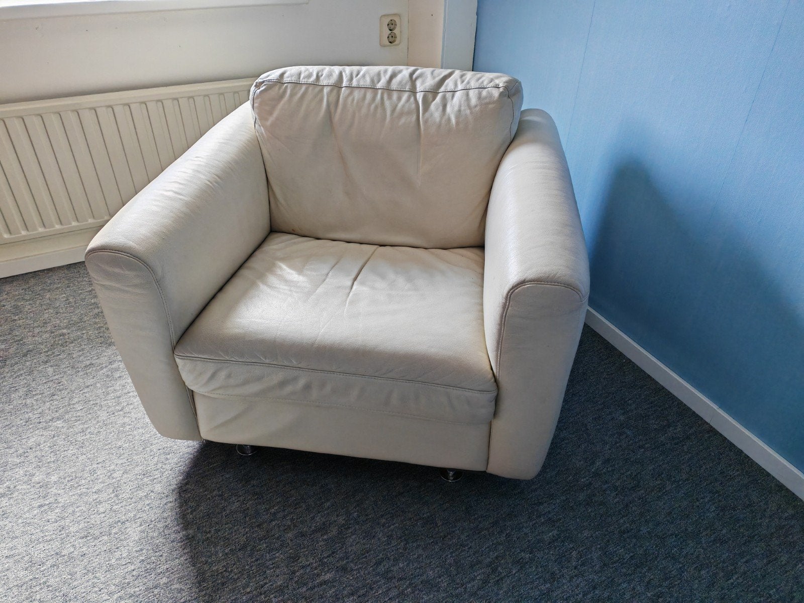 Gratis: Heerlijke zachte relax fauteuil, Ophalen, Modern, Comfortabel, Gebruikt, 75 tot 100 cm