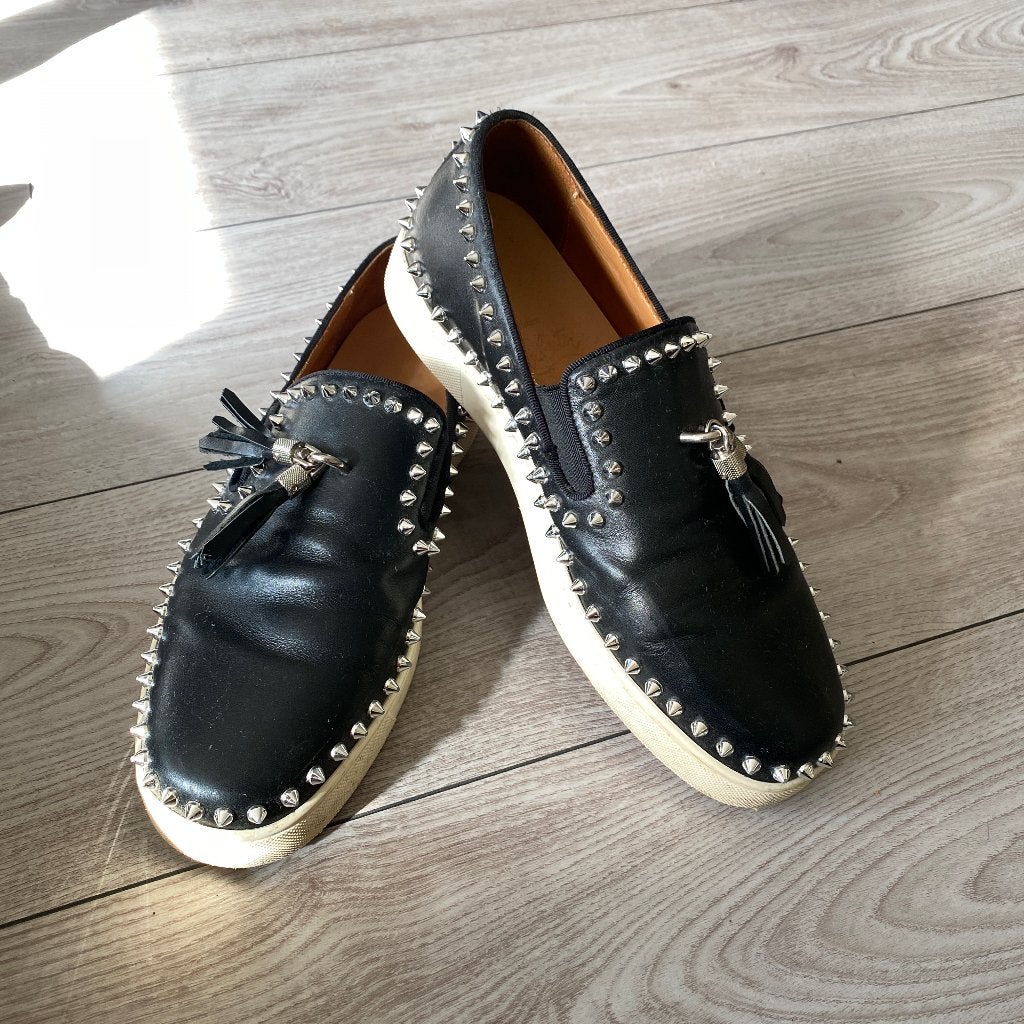 Christian Louboutin Loafers - Zwart Leer Spikes & Tassel 41, Loafers, Christian Louboutin, Zwart, Ophalen of Verzenden