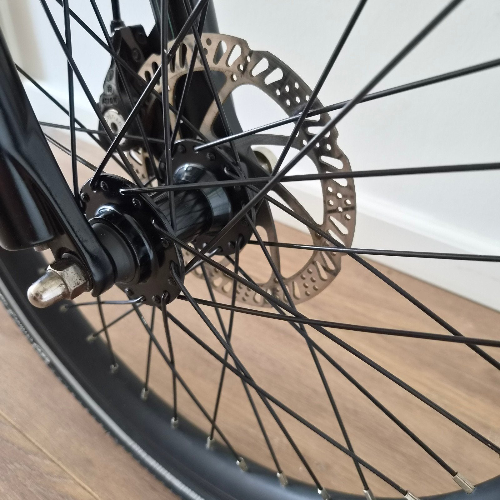 Foto 10 van 2x Z.G.A.N Lacros S200 elektrische vouwfietsen 15AH (20inch)