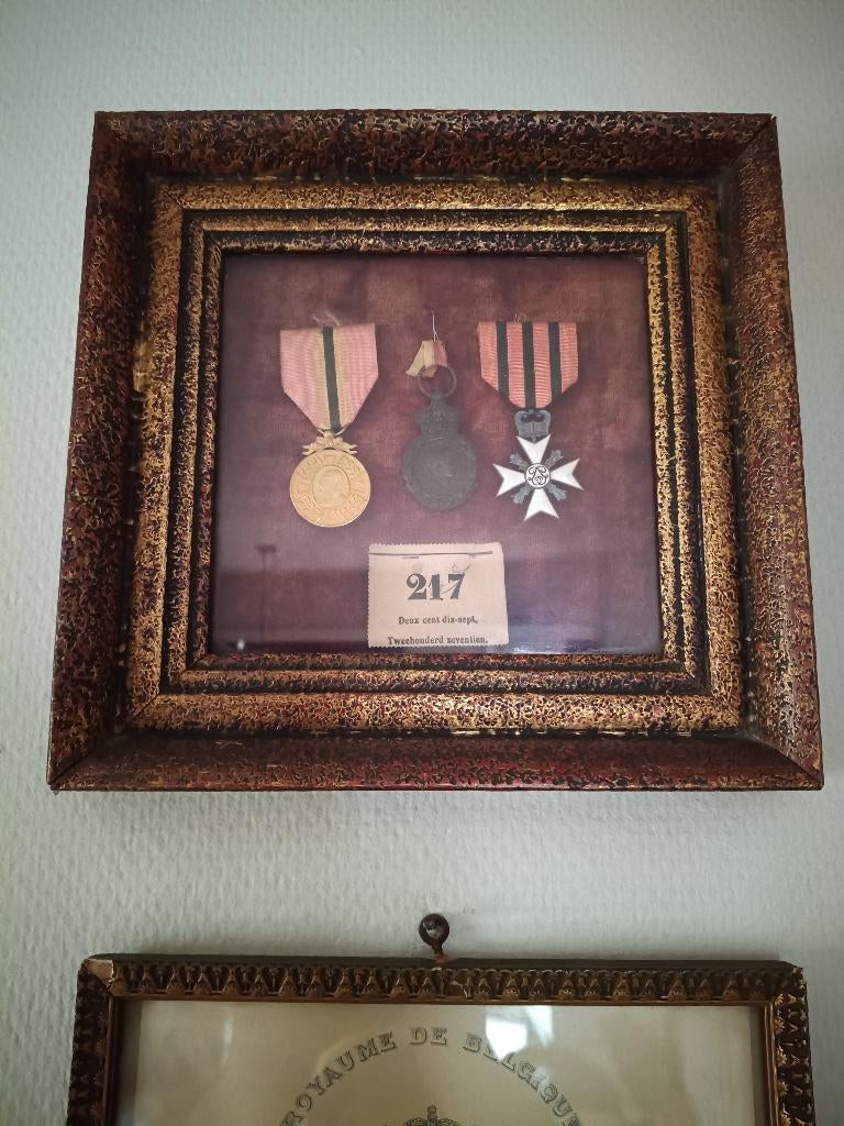 Militaire medaille's en oorkonden, Ophalen, Landmacht, Overige gebieden, Lintje, Medaille of Wings