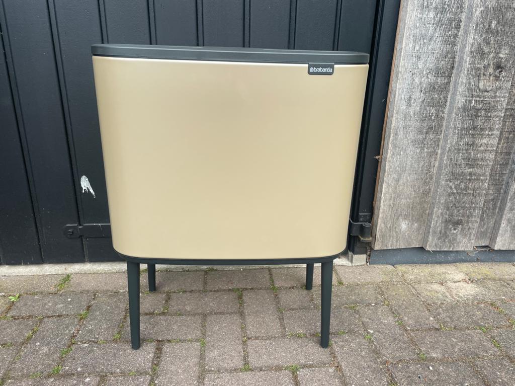 NIEUW Brabantia Bo Touch Bin Metallic Goud, 50 tot 75 cm, Nieuw, 40 liter of meer, Ophalen of Verzenden