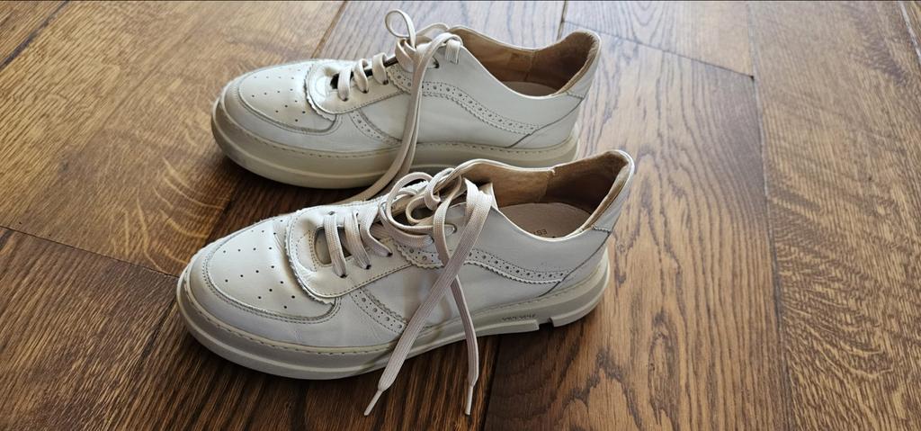 Witte VIA VAI sneakers - Maat 41, Kleding | Dames, Schoenen, Gedragen, Sneakers of Gympen, Wit, Ophalen of Verzenden