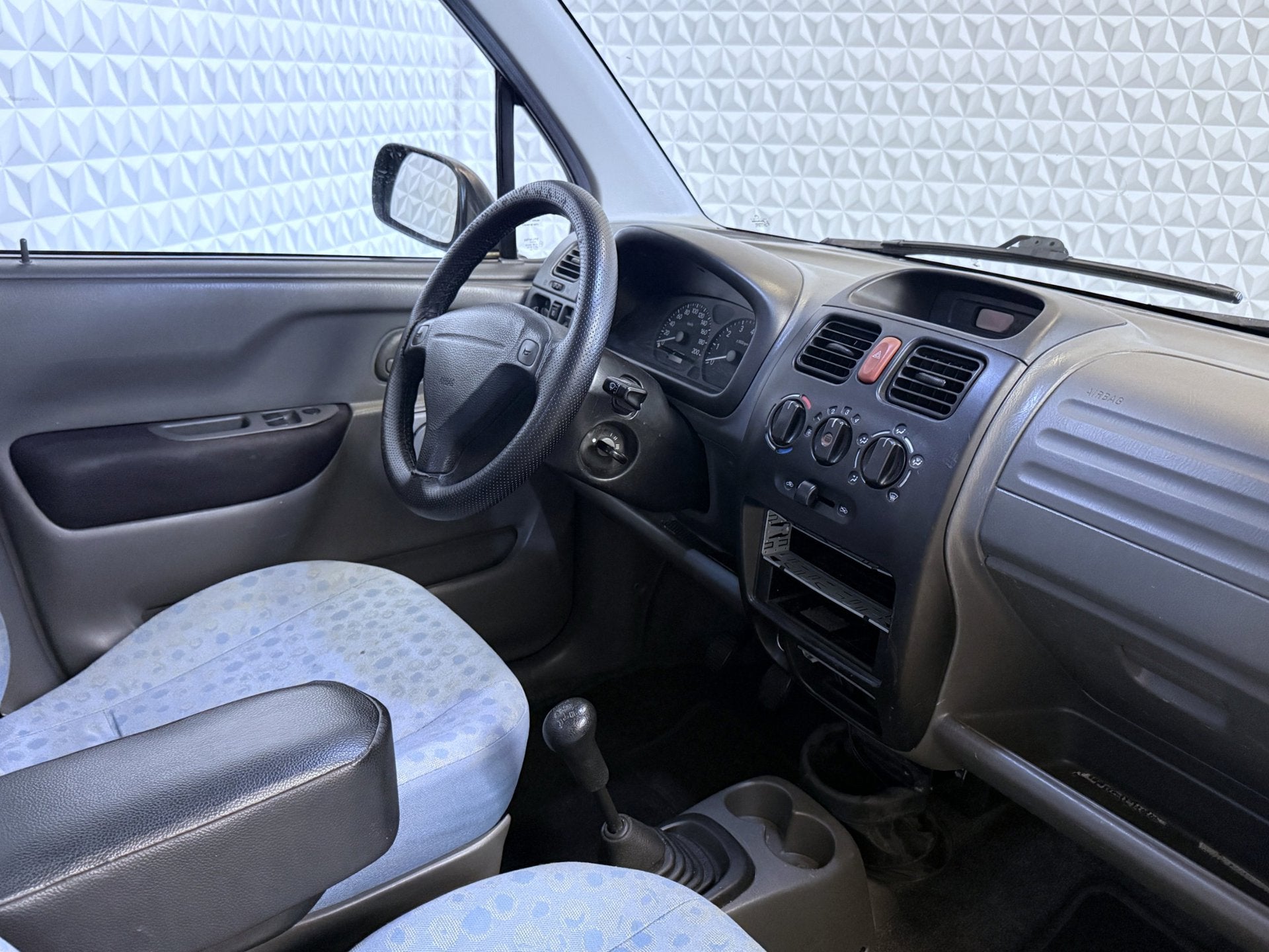 Suzuki Wagon R+ 1.3 Season met open dak én TREKHAAK! (2002), Auto's, Voorwielaandrijving, Gebruikt, 4 cilinders, Wagon R+
