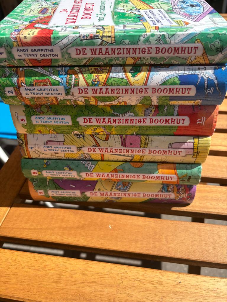 De Waanzinnige Boomhut serie - Andy Griffiths & Terry Denton, Boeken, Ophalen of Verzenden, Gelezen, Fictie