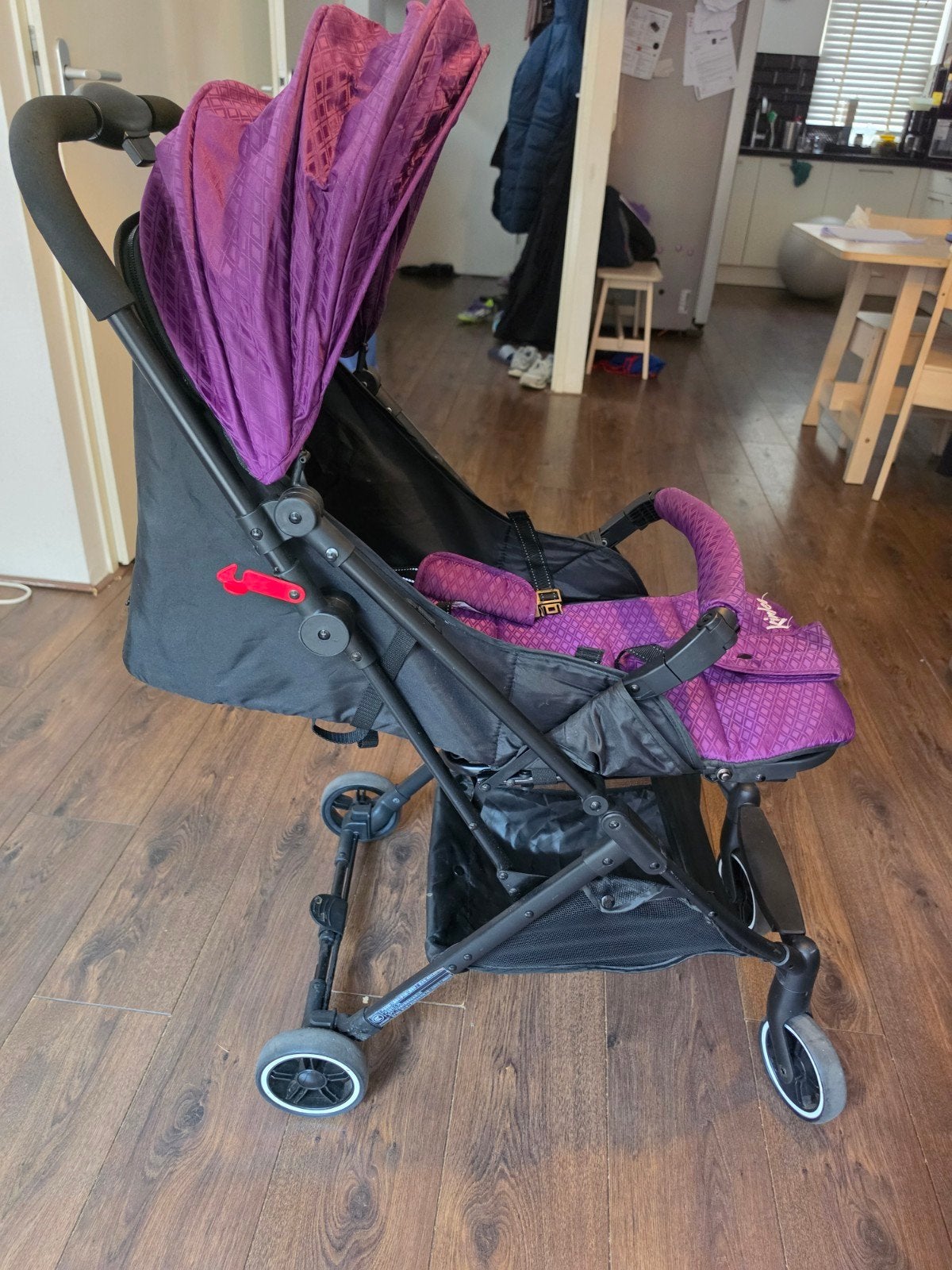Kinlee opvouwbare buggy - bijna nieuw, Ophalen, Gebruikt, Overige merken, Verstelbare rugleuning
