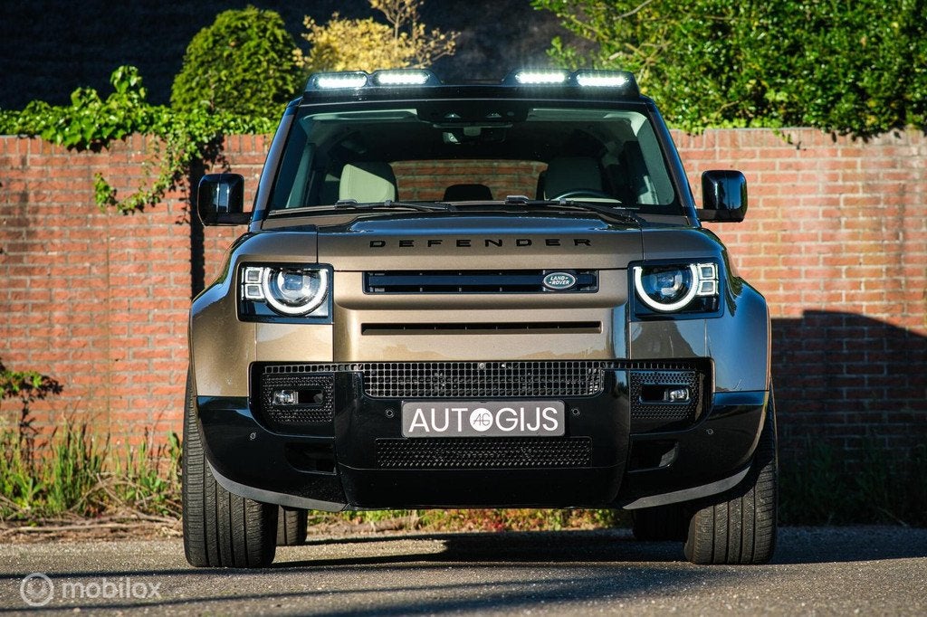 Land Rover Defender 110 3.0 P400 110 X-Dynamic URBAN | Led b, Automaat, Gebruikt, Bruin, 2996 cc