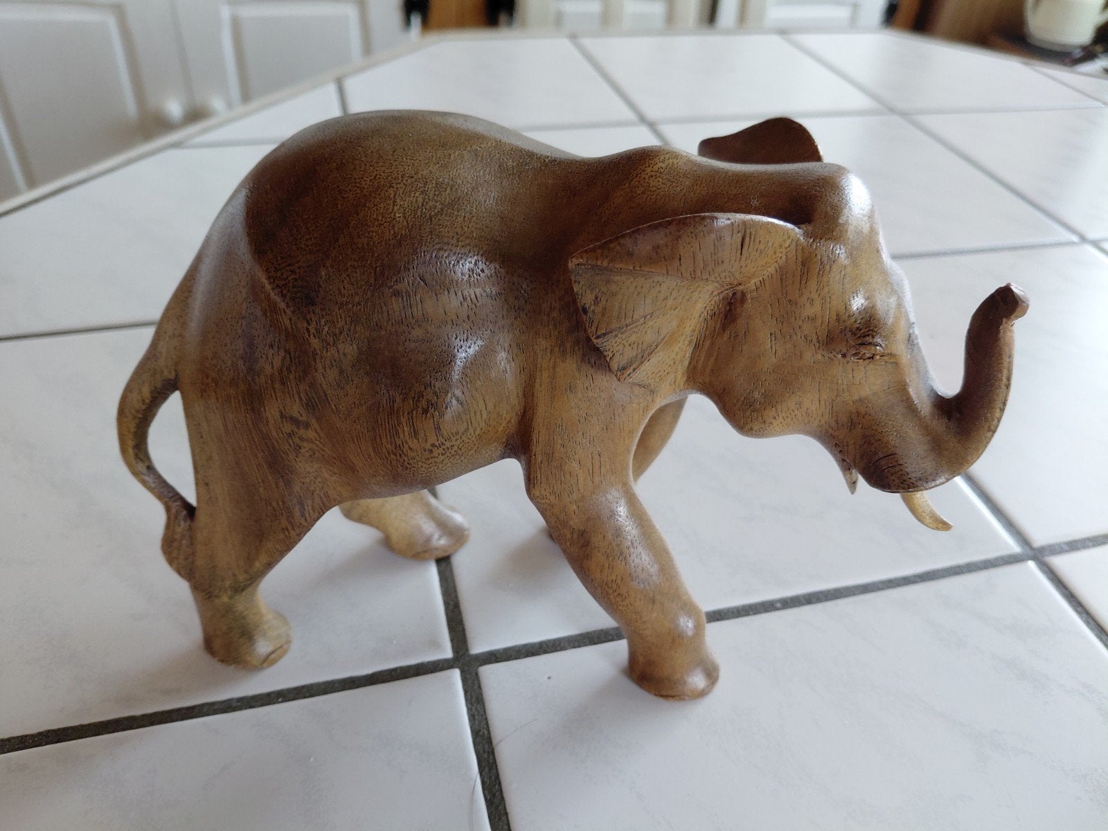 Handgesneden Houten Olifant, Ophalen of Verzenden, Zo goed als nieuw, Dier