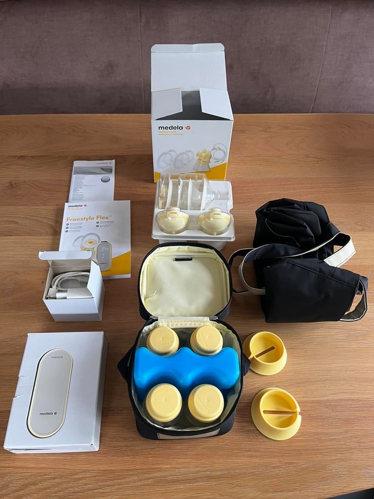 Medela Freestyle Flex - compacte elekrische borstkolf, Ophalen of Verzenden, Zo goed als nieuw, Borstkolf