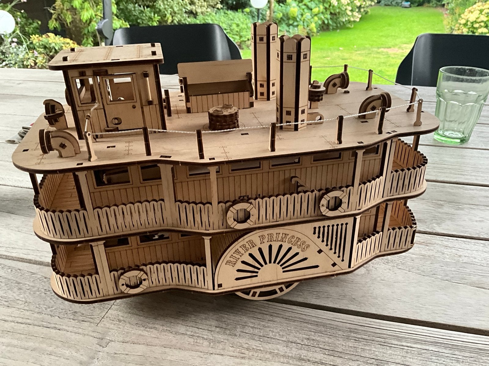 Houten modelbouw River Princess stoomboot, Hobby en Vrije tijd, Modelbouw | Boten en Schepen, Ophalen, Zo goed als nieuw, Groter dan 1:32