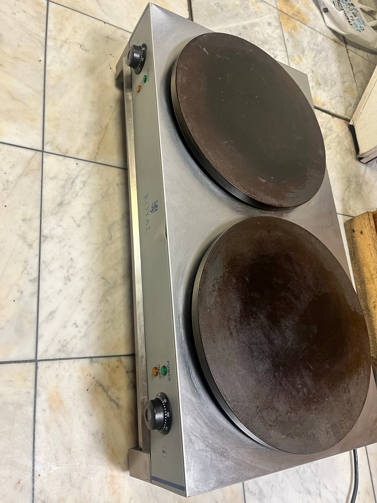 Crepeplaat- Dubbele Crêpeplaat -, Witgoed en Apparatuur, Kookplaten, Ophalen, Gebruikt, 3 kookzones of minder, Vrijstaand