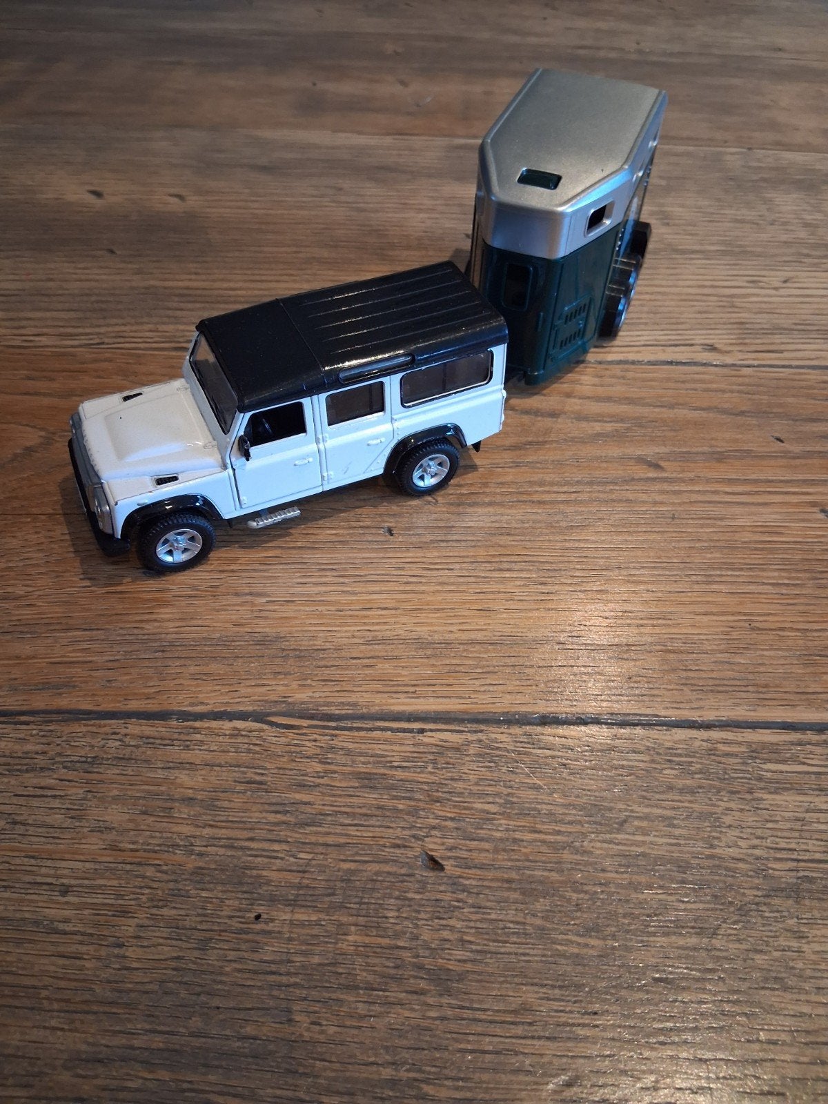 land rover defender rmz city met paarden trailer, Ophalen of Verzenden, Bus of Vrachtwagen