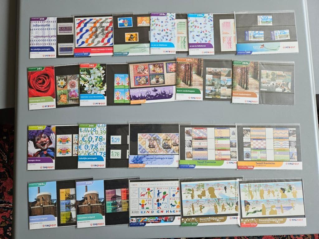Postzegelmapjes jaar 2002 compleet zie beschrijving, Postzegels en Munten, Postzegels | Nederland, Postfris, Na 1940, Ophalen of Verzenden