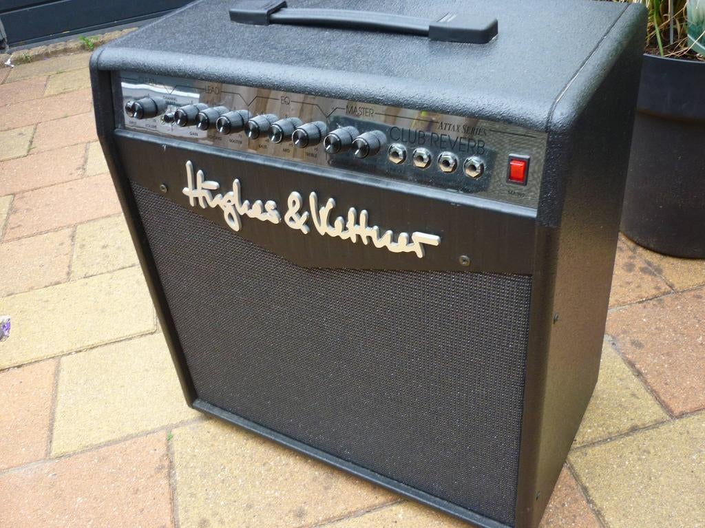 H&K ATTAX Series Club Reverb 2-Channel gitaarversterker, Audio, Tv en Foto, Luidsprekers, Gebruikt, 60 tot 120 watt, Front, Rear of Stereo speakers