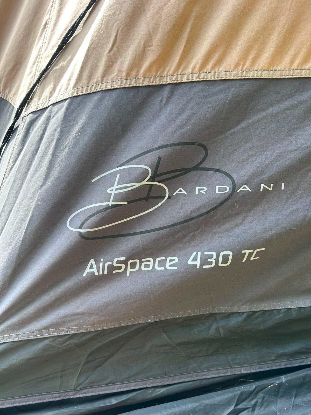 Ruime Bardani Airspace 430TC, Caravans en Kamperen, Tenten, Ophalen, Zo goed als nieuw