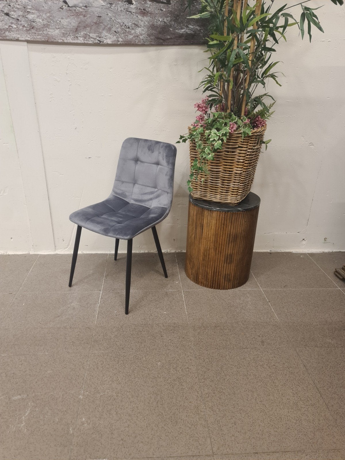 nieuwe eetkamerstoel adore velvet grijs €35 per stuk, Ophalen, ., Nieuw, .