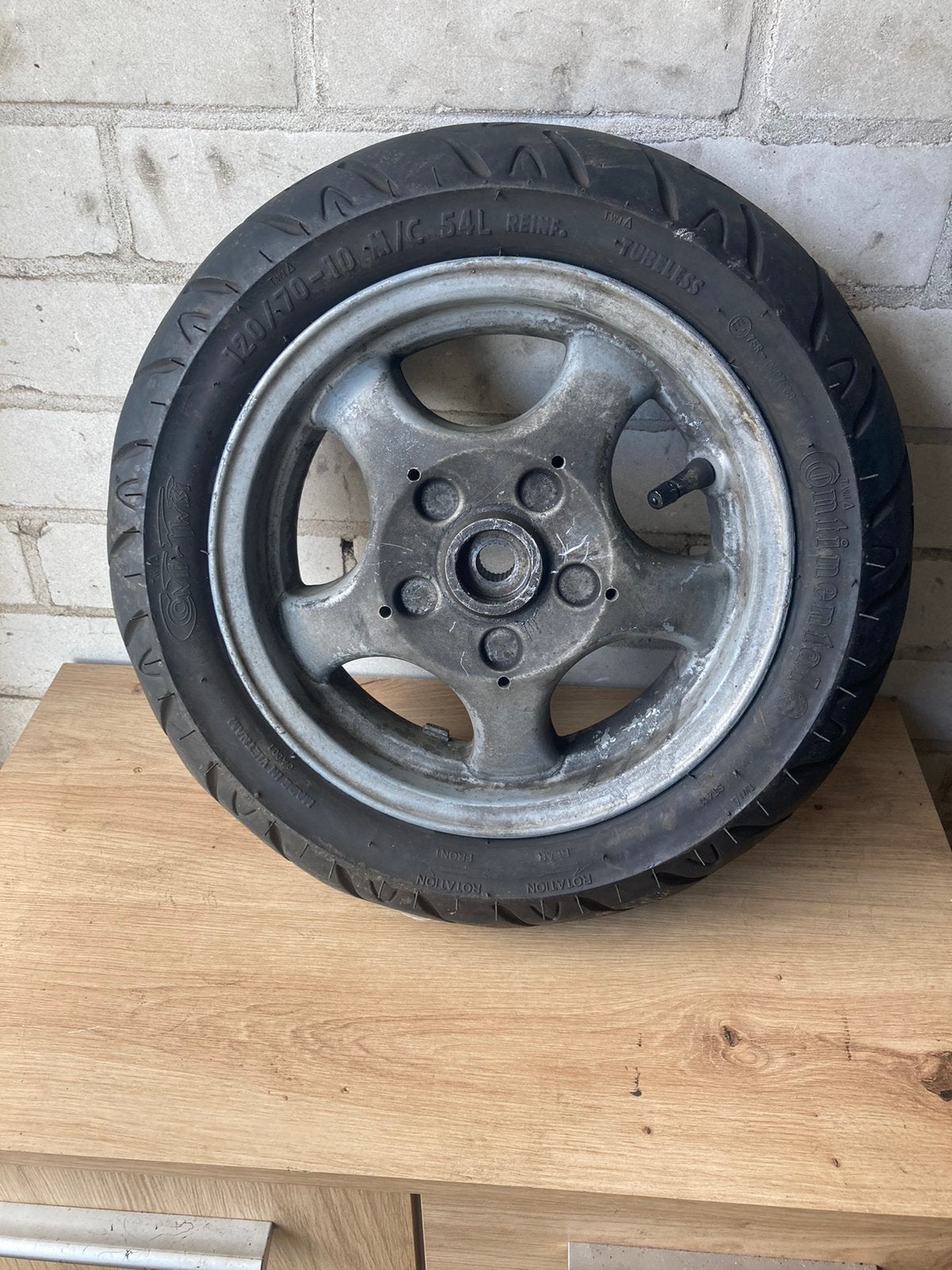 Hexagon ‘sp’ achtervelg netjes, Motoren, Tuning en Styling, Ophalen of Verzenden