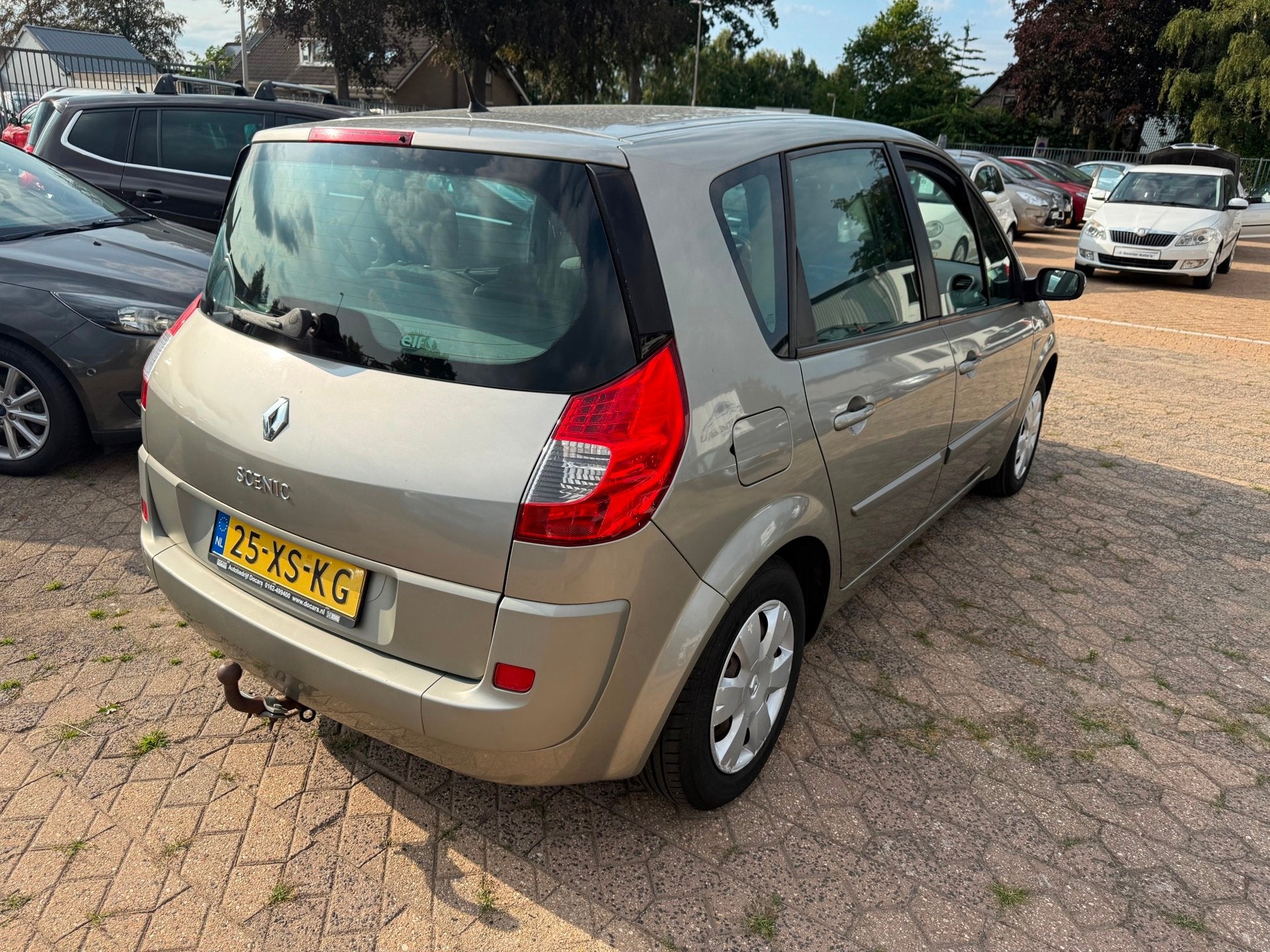 Renault Scénic 1.6-16V Business Line AIRCO NIEUWE APK NAP, Gebruikt, 1295 kg, 4 cilinders, Origineel Nederlands
