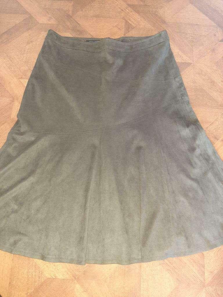 Gerry Weber suedine rok maat 40/42, Kleding | Dames, Rokken, Maat 38/40 (M), Ophalen of Verzenden, Zo goed als nieuw, Gerry weber