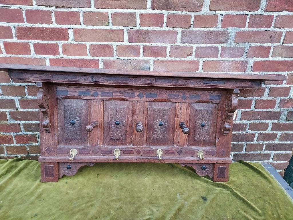 Antieke renaissance eiken kapstok met inlegwerk., Antiek en Kunst, Ophalen