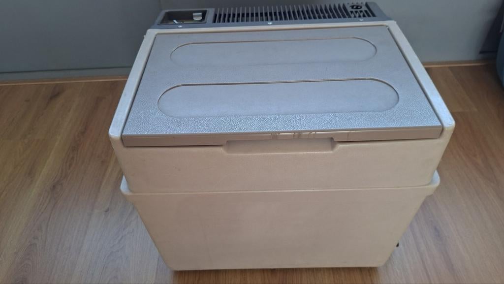 Electrolux koelbox, Caravans en Kamperen, Ophalen, Gebruikt, Elektrisch