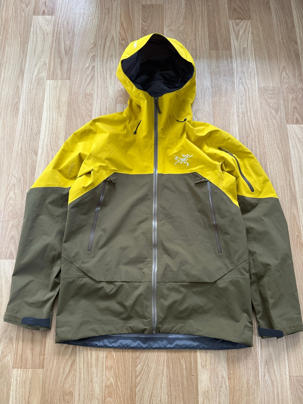 Arc’teryx Rush Jacket (Next Gen) Gore-Tex Pro Heren L, Kleding | Heren, Ophalen of Verzenden, Zo goed als nieuw, Maat 52/54 (L)