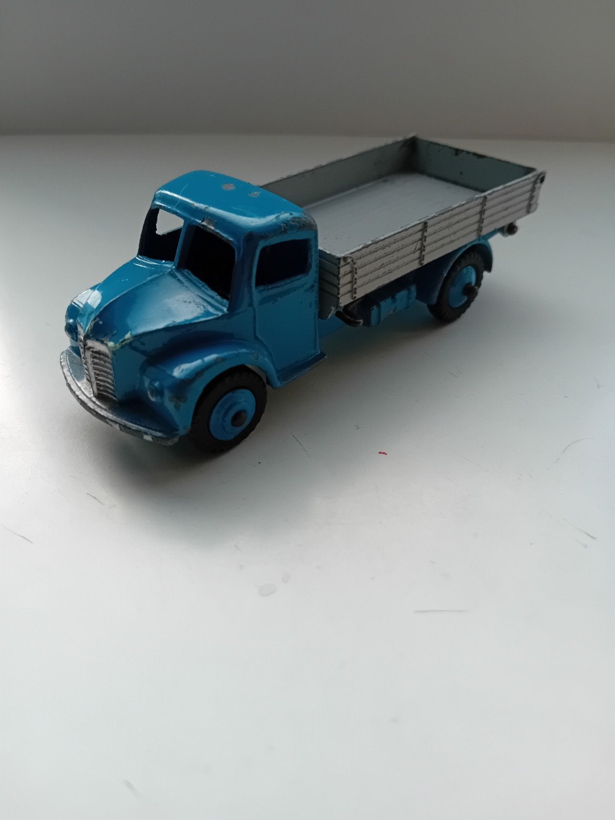 Dinky toys Dodge Dump Truck., Ophalen of Verzenden, Zo goed als nieuw, Auto, Dinky Toys