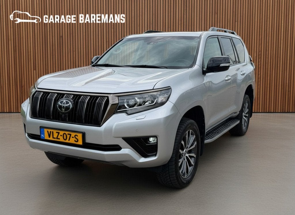 Toyota Land Cruiser 150 2.8 D-4D-F Executive Blind Van, Auto's, Toyota, Automaat, Gebruikt, 4 cilinders, Diesel