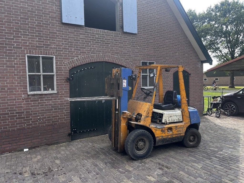 Heftruck toyota, 2500kg lpg, Zakelijke goederen, Machines en Bouw | Heftrucks en Intern transport, LPG, Svarvargatan 8
SE-595 81  Mjölby, SE