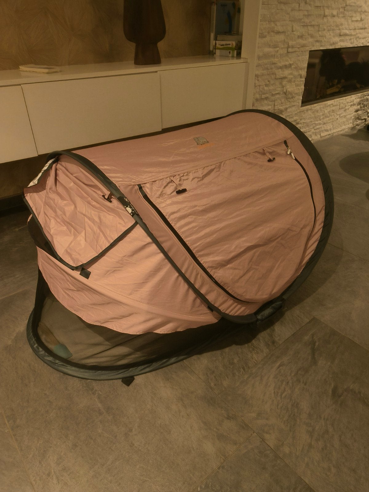 Deryan Peuter Luxe Reisbedje / Pop-up Tentje Roze, Ophalen of Verzenden, Zo goed als nieuw, Reisbedje