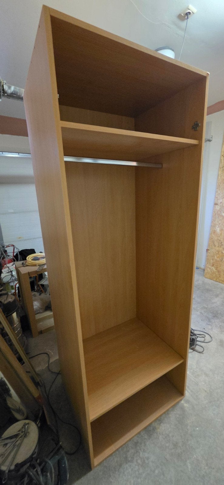 GRATIS: Open kast met hangruimte en legplanken, Ophalen, Gebruikt, 200 cm of meer, Met plank(en)