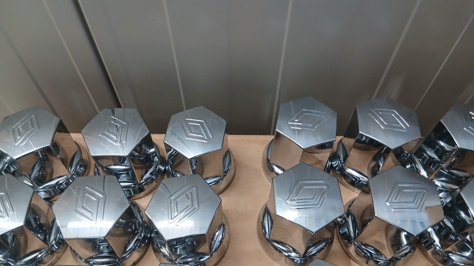 Renault wielmoerdoppen 4x2 - Nieuw, Ophalen of Verzenden, Nieuw