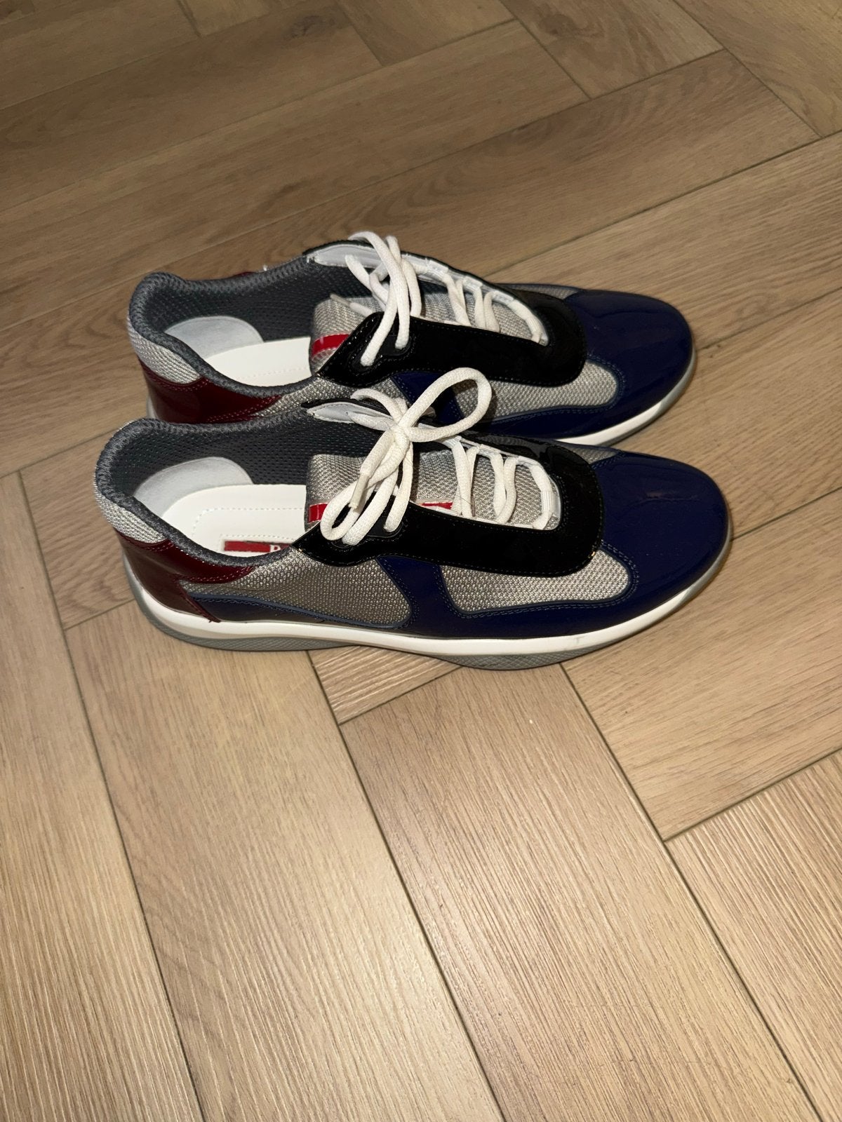 Prada America's Cup Sneakers - Maat 40 €250., Ophalen of Verzenden, Zo goed als nieuw, Blauw, Sneakers of Gympen