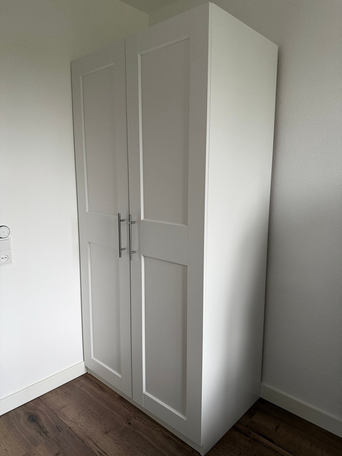 Witte kast met veel opbergruimte, Ophalen, Overige materialen, Gebruikt, 200 cm of meer