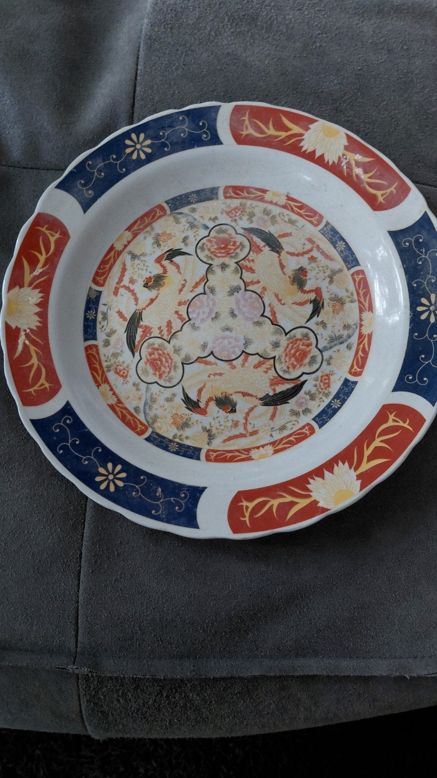 Antiek Japans Imari Porseleinen Schaal met Kraanvogels, Antiek en Kunst, Ophalen of Verzenden