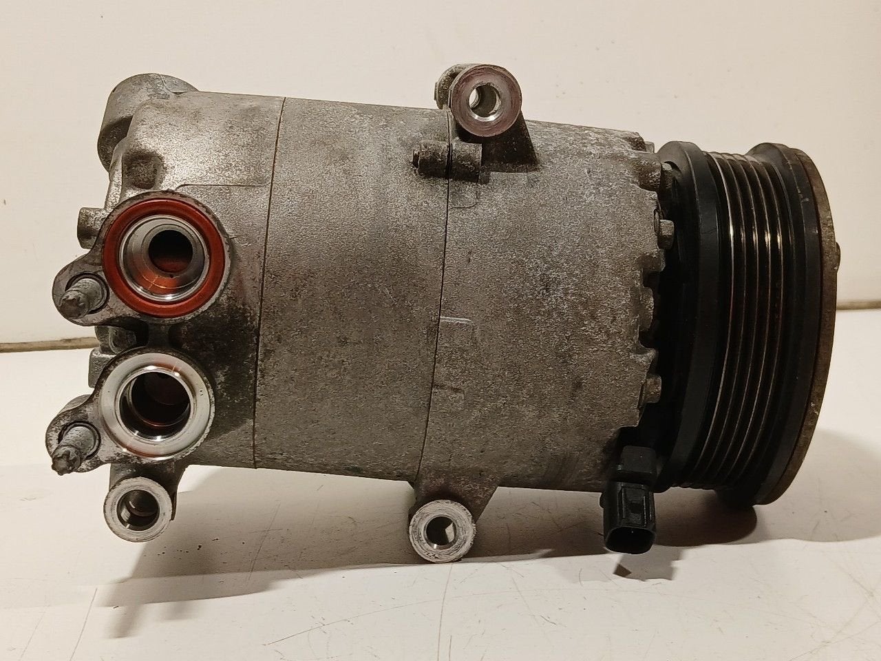 Airco pomp Ford C-Max, Onderdelen@venauto.nl, Van der Ven Autorecycling B.V., Gebruikt, Ettenseweg 76, 4706 PB Roosendaal, The Netherlands