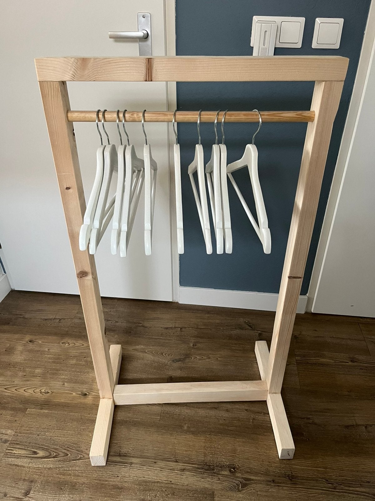 Kledingrek, Ophalen, Zo goed als nieuw