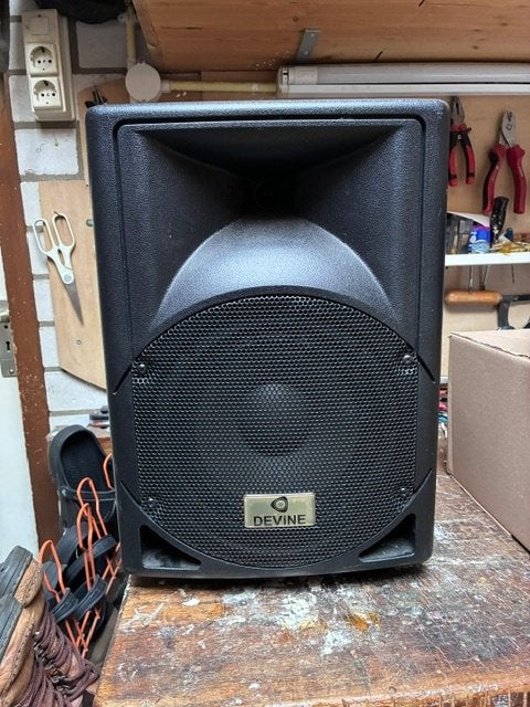 Devine Artis 8A MKII  Actieve (PA) speaker met MP3 speler., Ophalen, Gebruikt, Audio
