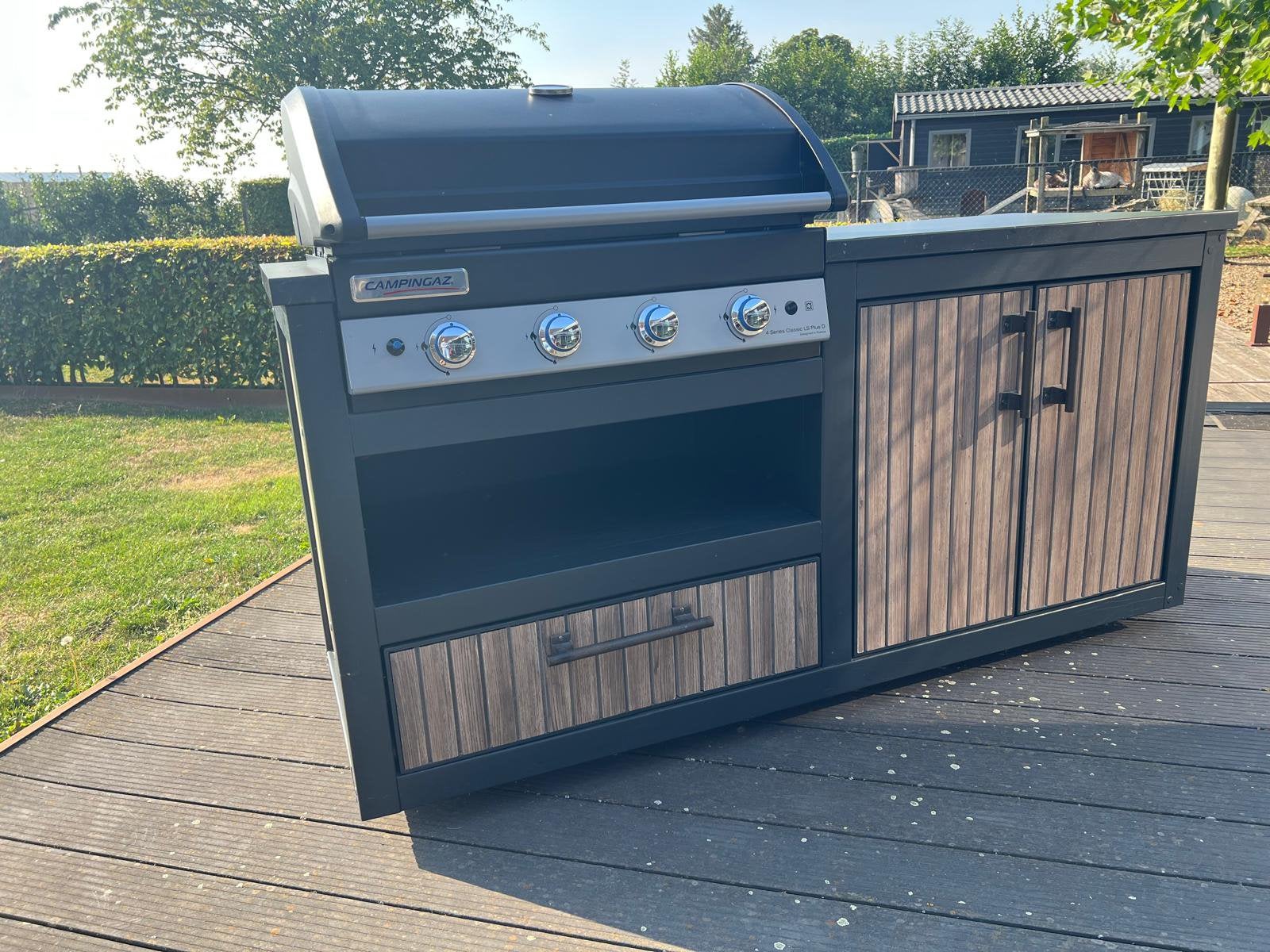 buitenkeuken, Ophalen, Zo goed als nieuw, Gas, Vrijstaand