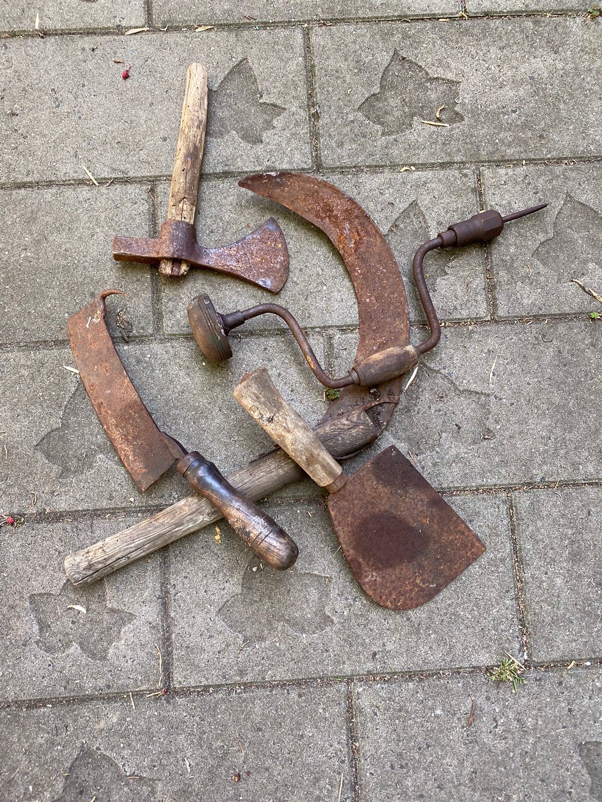 Antiek handgereedschap,bijl,boor,hakmes,zeis,handslagmes, Ophalen of Verzenden