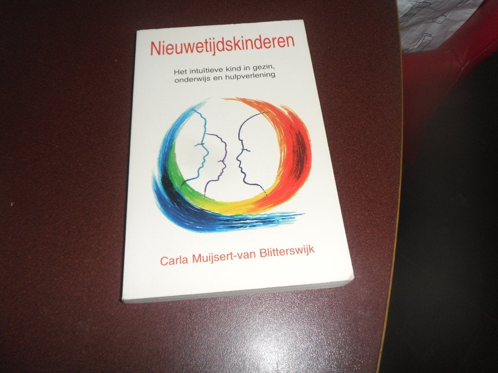 nieuwetijdskinderen, muijsert-van blitterswijk, Ophalen of Verzenden, Gelezen, Spiritualiteit algemeen, Overige typen